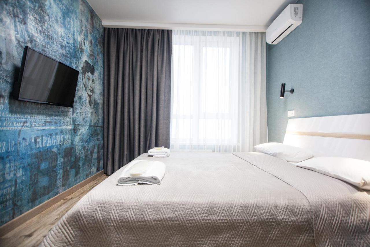 Solo Apartment Kamenskaya Kyiv Eksteriør billede