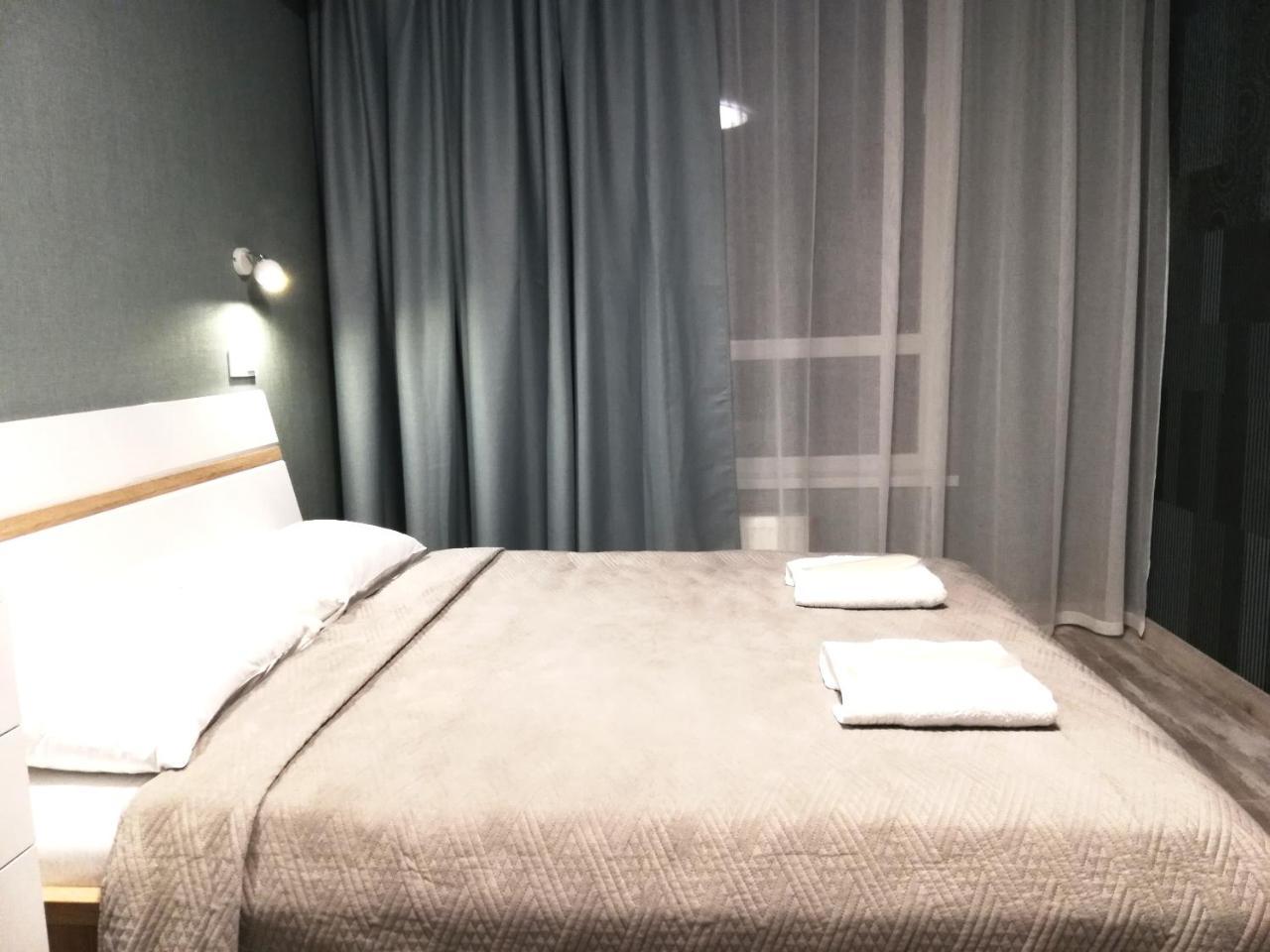 Solo Apartment Kamenskaya Kyiv Eksteriør billede