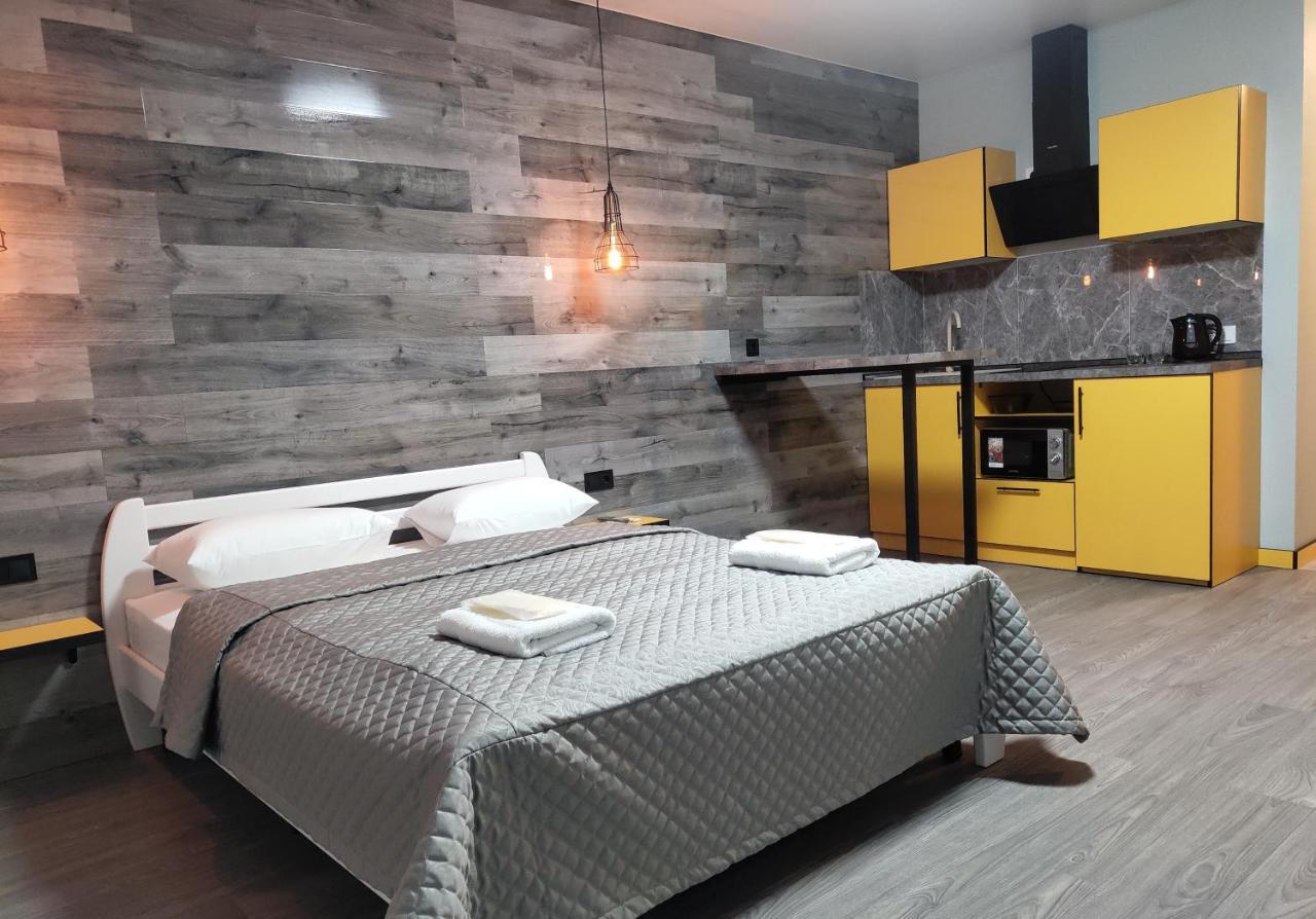 Solo Apartment Kamenskaya Kyiv Eksteriør billede